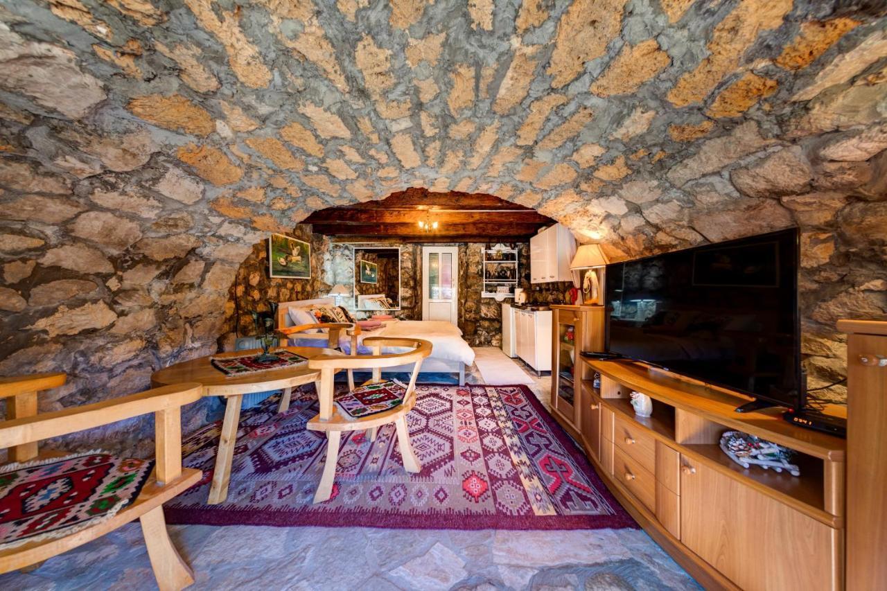 Holiday Home Pavle Rijeka Crnojevića Buitenkant foto