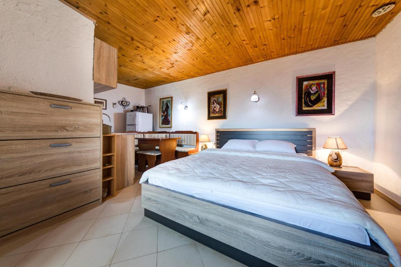 Holiday Home Pavle Rijeka Crnojevića Buitenkant foto